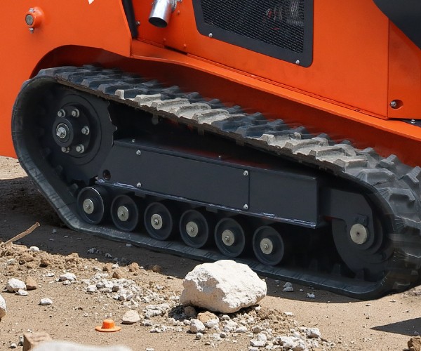 2000 lb Mini Excavator